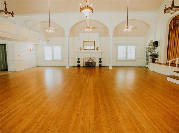 The Woman's Club of Sanford