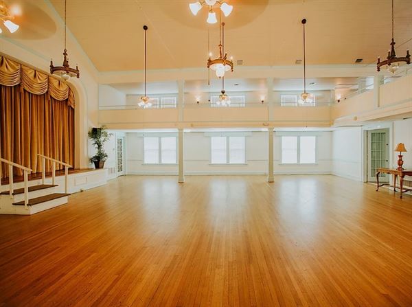 The Woman's Club of Sanford