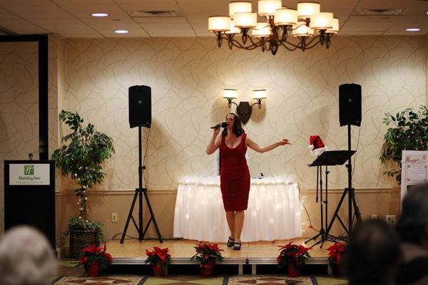 Maggie Mustico - Cabaret Singer