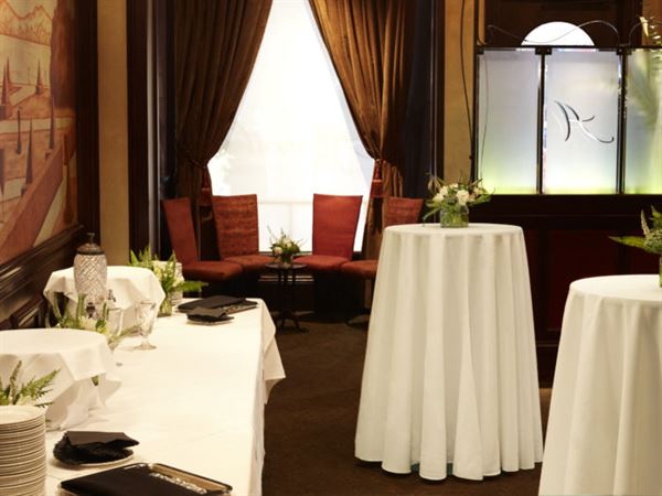 Absinthe Brasserie & Bar