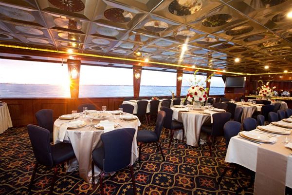 FantaSea Yacht Charters