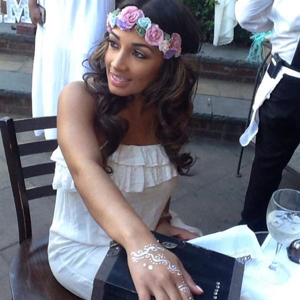 Jolie Henna and Airbrush