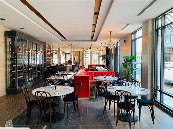 Petit Robert Needham