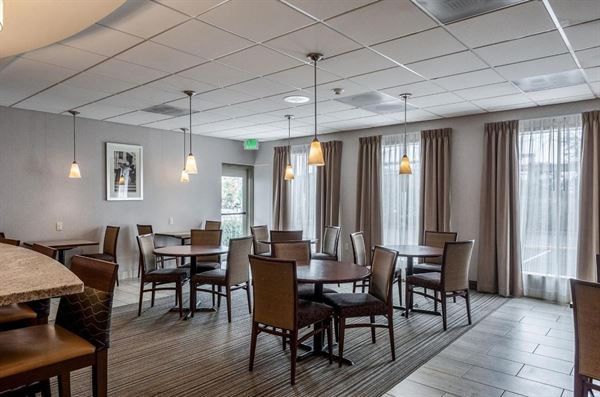 Clarion Hotel Seattle Airport