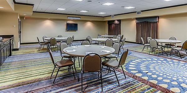 Holiday Inn Express & Suites Huntsville