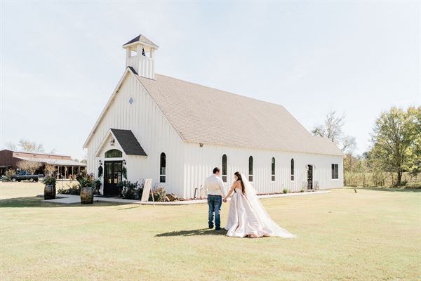 Ranch House Chapel & Lodge