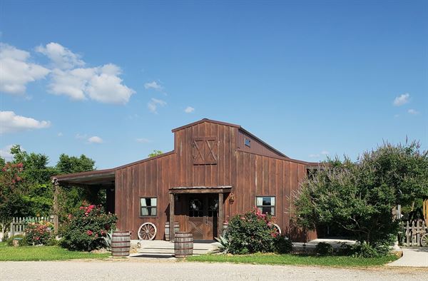 Ranch House Chapel & Lodge