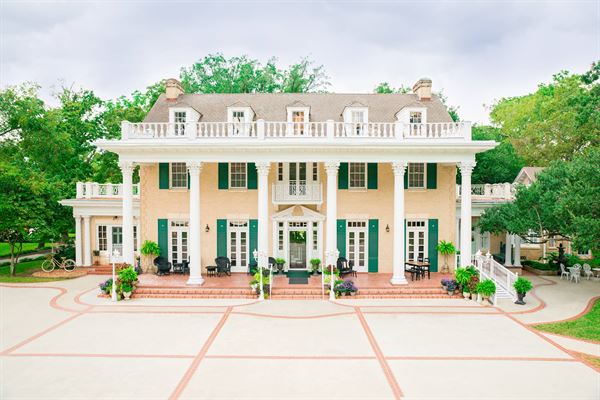 The Gardens at Madeley Manor