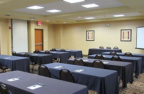 Holiday Inn Express & Suites Pembroke Pines-Sheridan St
