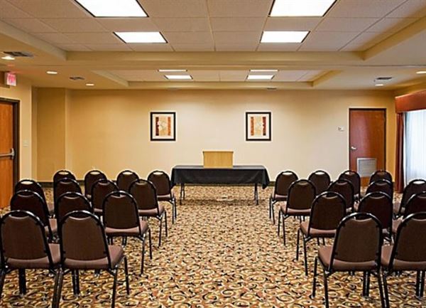 Holiday Inn Express & Suites Pembroke Pines-Sheridan St