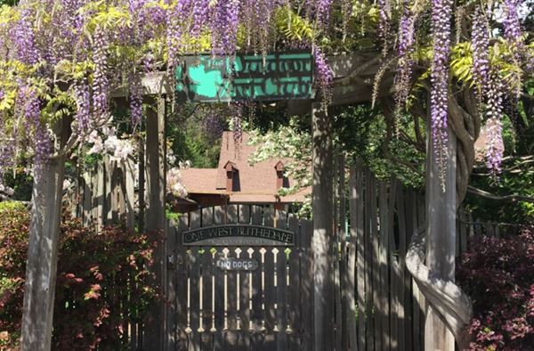 The Outdoor Art Club