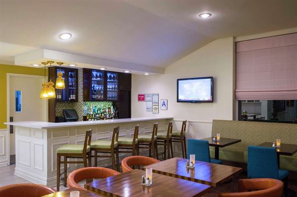 Hilton Garden Inn Queens/JFK Airport