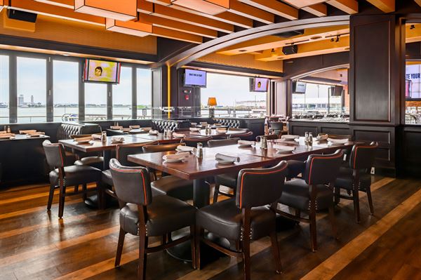 Tony C's Sports Bar & Grill Seaport