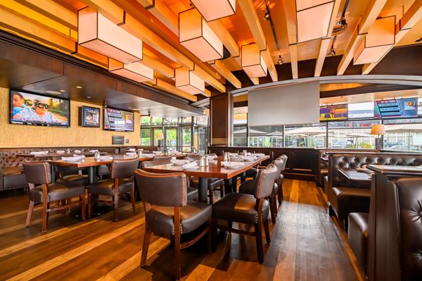 Tony C's Sports Bar & Grill Seaport