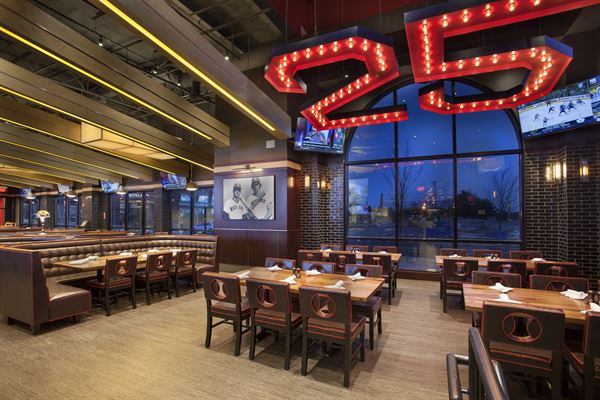 Tony C's Sports Bar & Grill Burlington