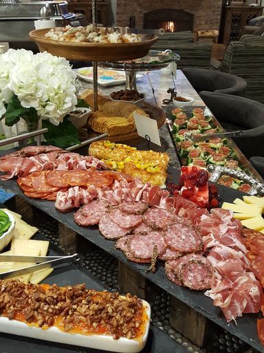 DailyDish Events & Catering