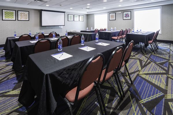 Holiday Inn Express Rochelle