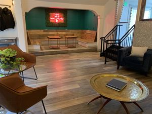 Tasting Room & Lounge