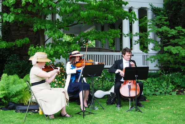 W.P. Sawyer House & Garden at Elmwood Farm