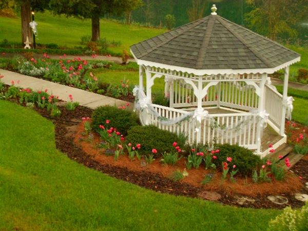 The Lakes A Wedding and Party Place