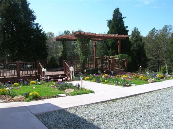 The Lakes A Wedding and Party Place