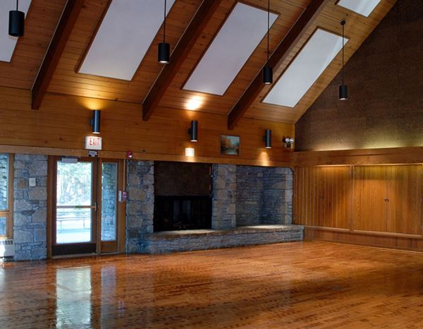 Oak Openings Lodge