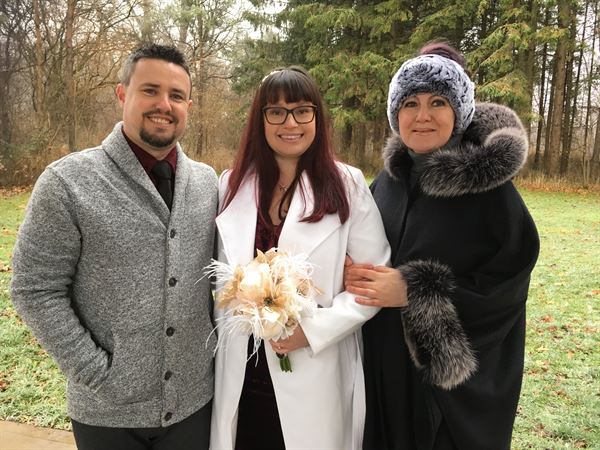 Ontario Wedding Officiant, Tracy Sweet