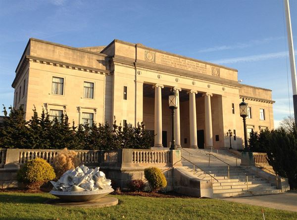 Patriots Theater at the War Memorial
