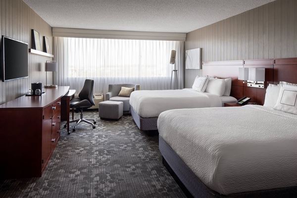 Courtyard Richmond Berkeley