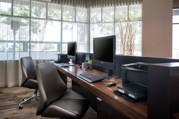 Courtyard Richmond Berkeley