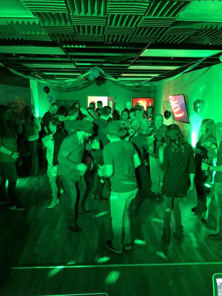 AK Mountain Entertainment