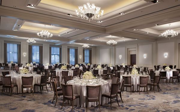 Ritz-Carlton, Dallas