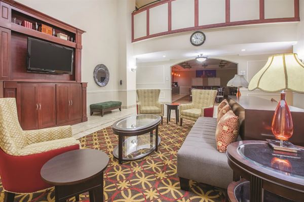 La Quinta Inn & Suites Garland Harbor Point