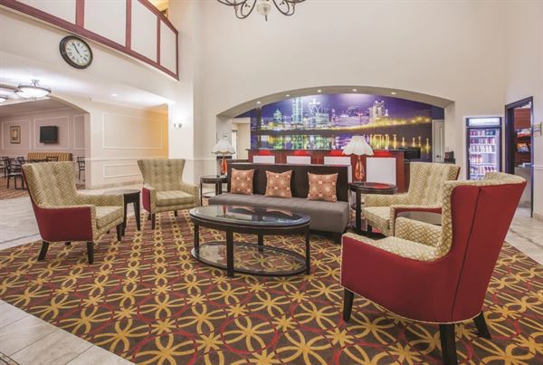 La Quinta Inn & Suites Garland Harbor Point