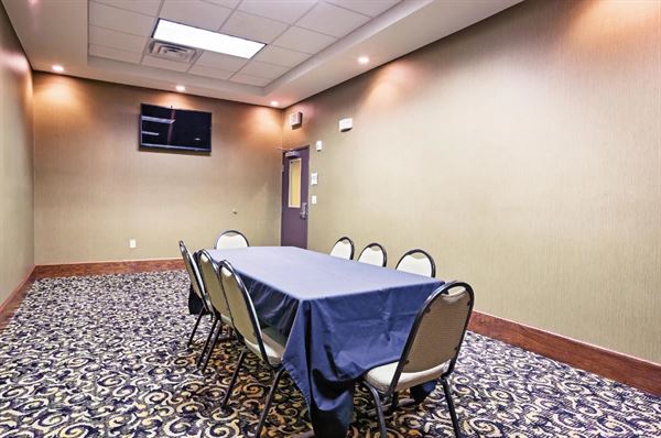 La Quinta Inn & Suites Fort Worth NE Mall