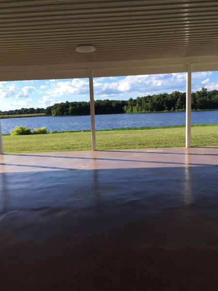 Lake Ritchie Pavilion