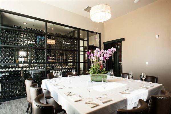 Alexander's Steakhouse, Pasadena