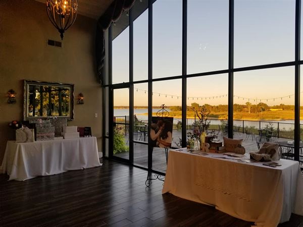 Paradise Cove at Lake Grapevine