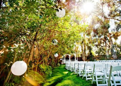 Twin Oaks  House Gardens