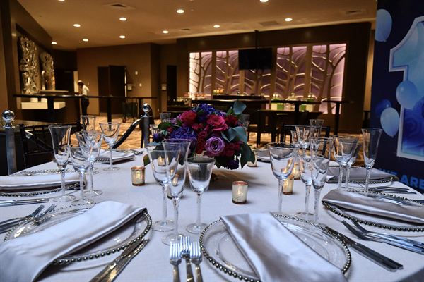 Embassy Suites Crystal City - National Airport