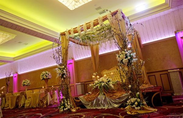 The Palms Restaurant & Banquet Hall