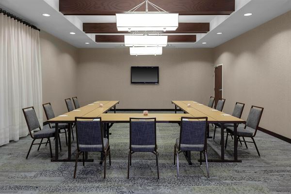 Courtyard Memphis Downtown