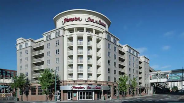 Hampton Inn & Suites Memphis-Beale Street