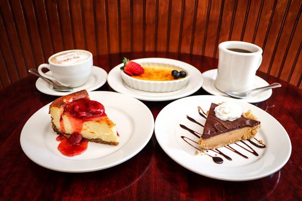 Howlett's Restaurant and Tavern