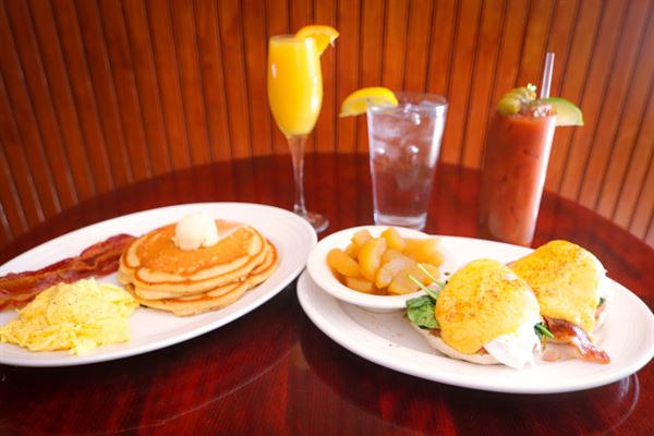 Howlett's Restaurant and Tavern