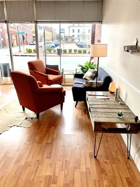 Jus Relax Business Lounge