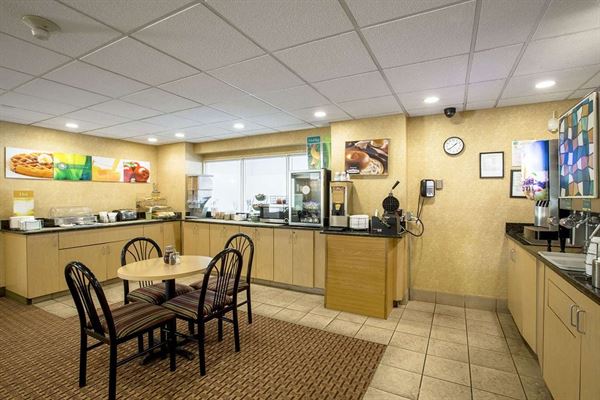 Quality Inn & Suites Council Bluffs