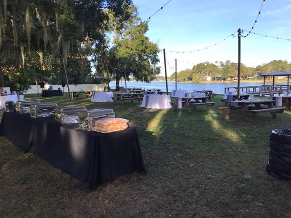 Hungry Harry's Family Bar-B-Que