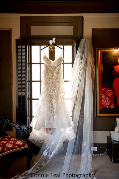 Connie Leal Photography