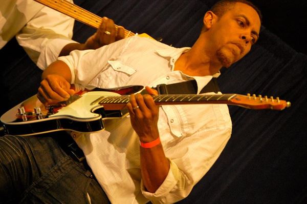 The Band REMIXX/Team Ferguson DJ's